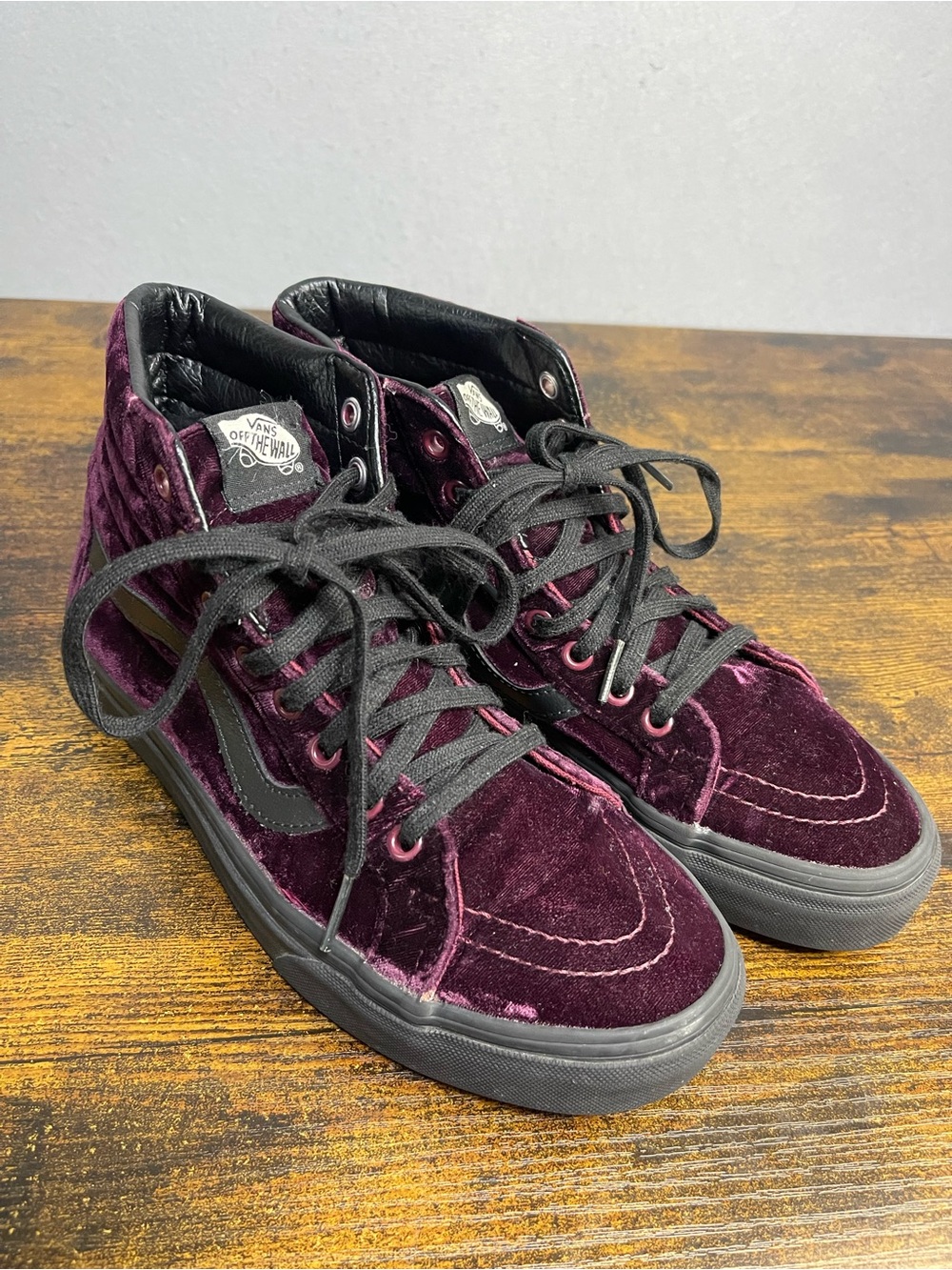 Size 8 (Wmns) Vans Sk8 Hi Shoes Purple Velvet Sneakers (Mns 6.5) 721277